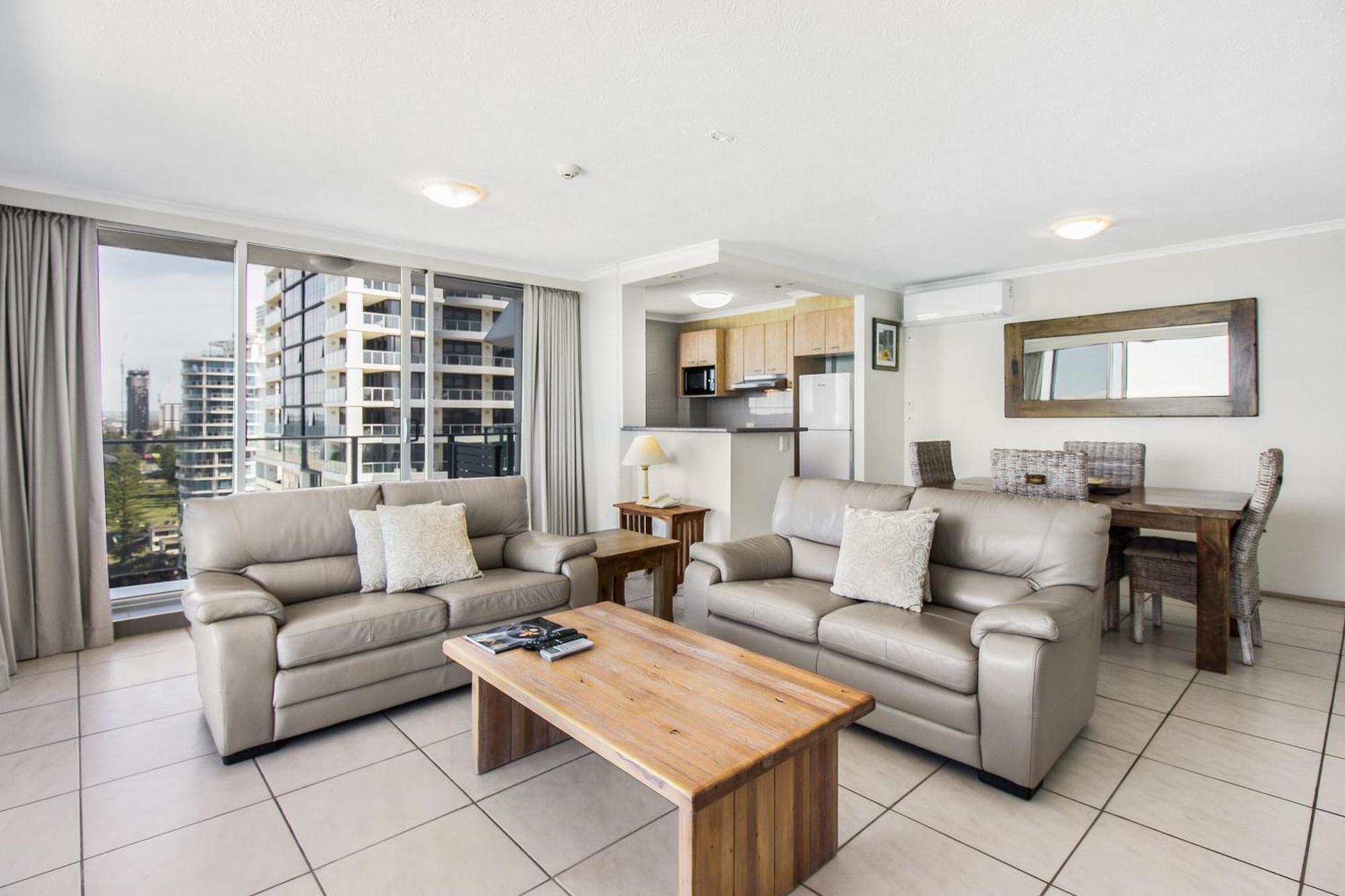 Boulevard Towers On Broadbeach Gold Coast Extérieur photo