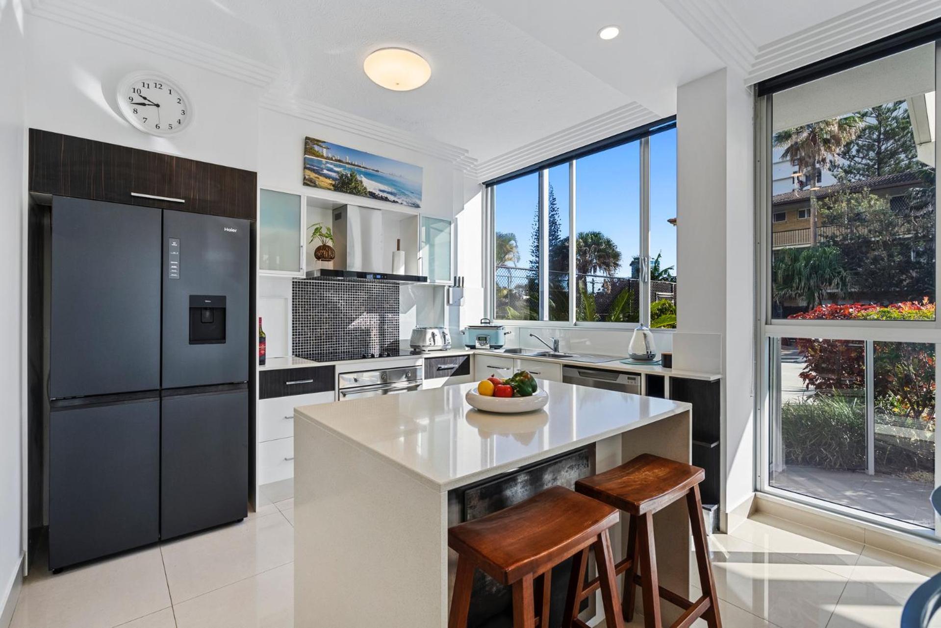 Aparthotel Boulevard Towers On Broadbeach à Gold Coast Chambre photo