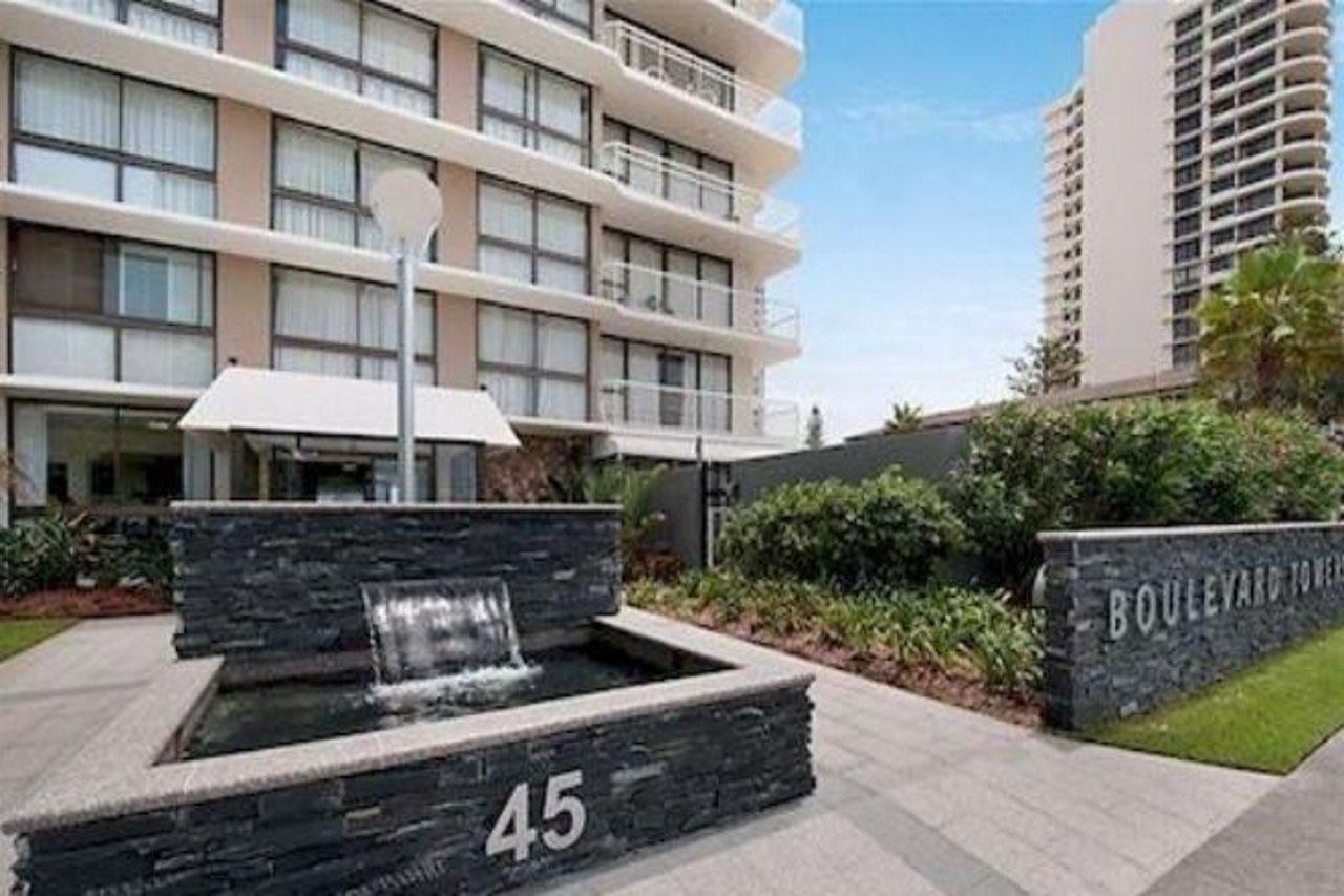 Aparthotel Boulevard Towers On Broadbeach à Gold Coast Extérieur photo