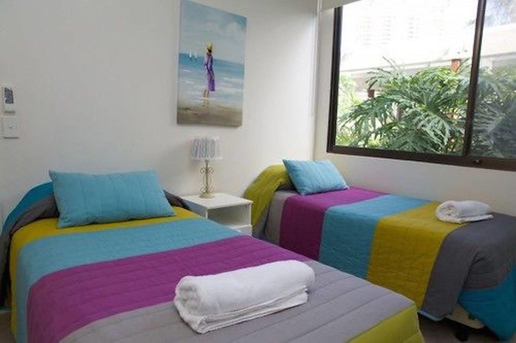 Boulevard Towers On Broadbeach Gold Coast Extérieur photo