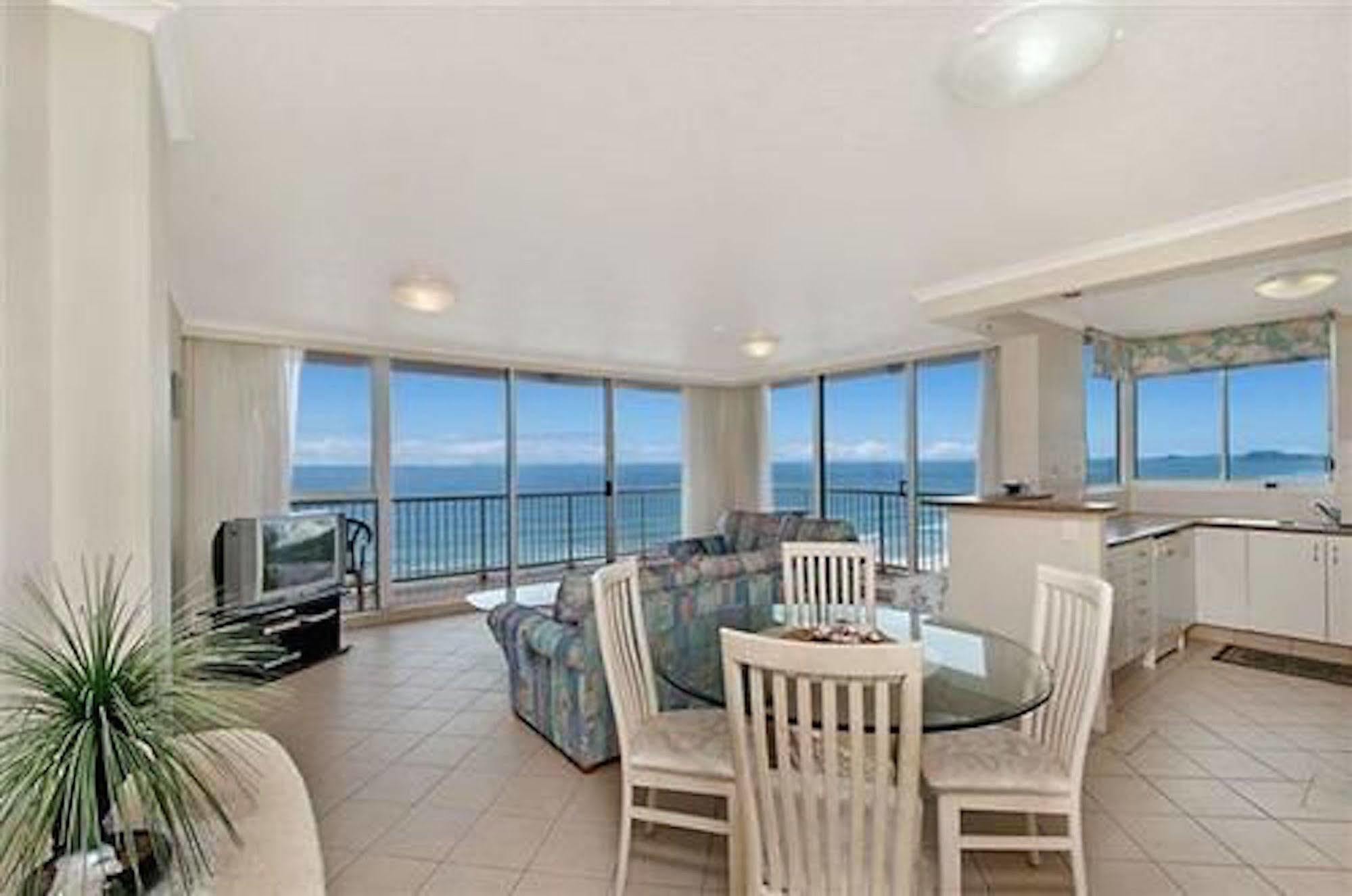 Boulevard Towers On Broadbeach Gold Coast Extérieur photo