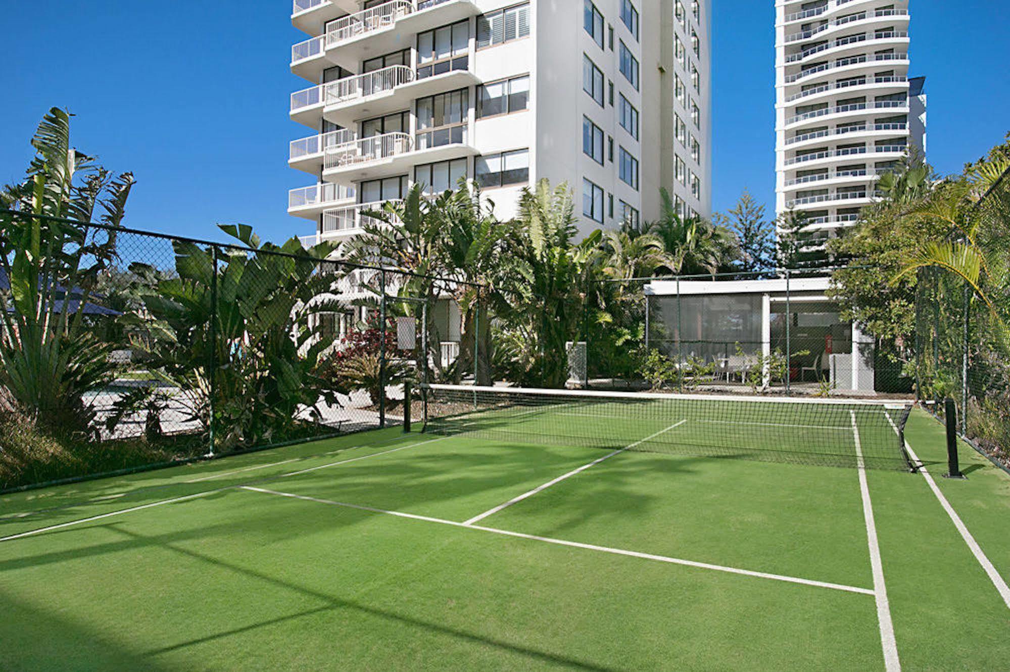 Aparthotel Boulevard Towers On Broadbeach à Gold Coast Extérieur photo